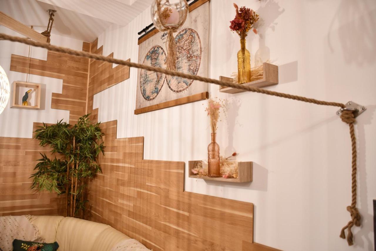 Le Cabanon H24,Atypique,Cosy,Port,Plage,Wifi,Netflix La Seyne-sur-Mer Dış mekan fotoğraf